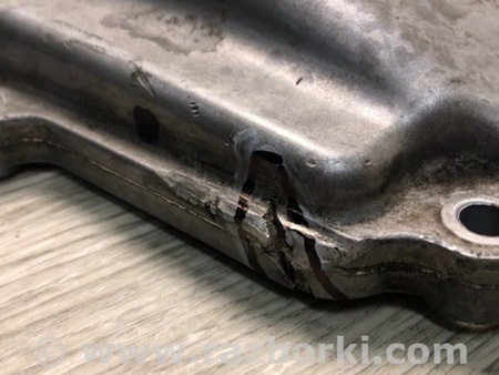 ФОТО Крышка распредвала для Toyota Camry 50 XV50 (08.2011-11.2014) Киев
