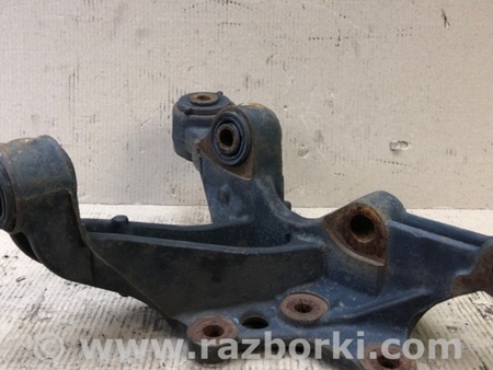 ФОТО Цапфа для Toyota Camry 50 XV50 (08.2011-11.2014) Киев