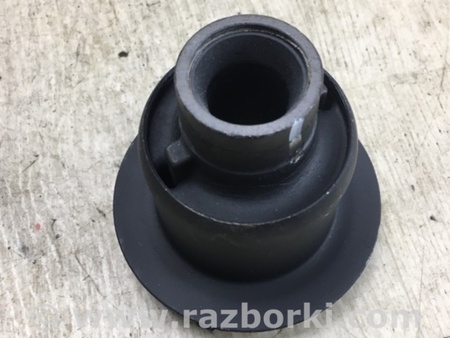 ФОТО Сайлентблок для Toyota Camry 50 XV50 (08.2011-11.2014) Киев