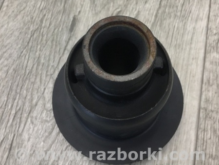 ФОТО Сайлентблок для Toyota Camry 50 XV50 (08.2011-11.2014) Киев