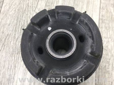 ФОТО Сайлентблок для Toyota Camry 50 XV50 (08.2011-11.2014) Киев