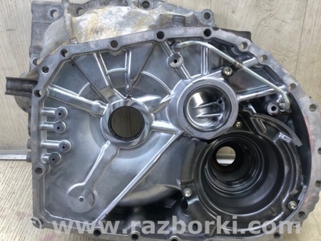 ФОТО Крышка АКПП для Toyota Camry 70 XV70 (01.2017-...)  Киев