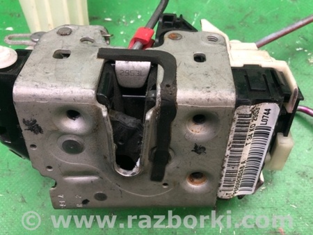 ФОТО Замок двери для Jeep Compass (06-15) Киев