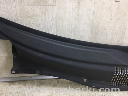 ФОТО Пластик под лобовое стекло (Жабо) для Jeep Compass (06-15) Киев