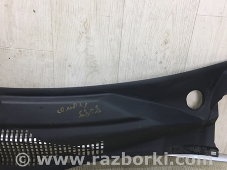 ФОТО Пластик под лобовое стекло (Жабо) для Jeep Compass (06-15) Киев