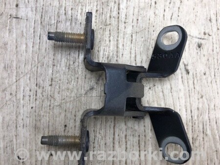 ФОТО Петля крышки багажника для Jeep Compass (06-15) Киев