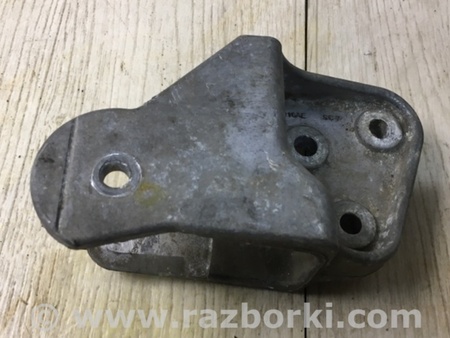 ФОТО Кронштейн крепления КПП для Jeep Compass (06-15) Киев