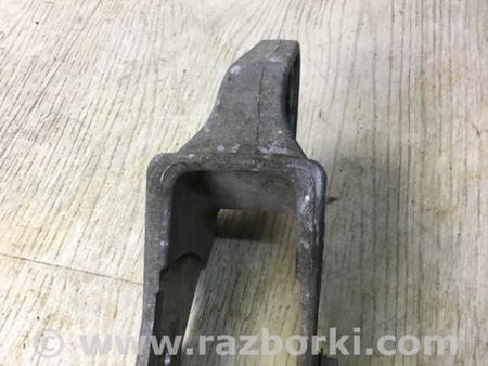 ФОТО Кронштейн крепления КПП для Jeep Compass (06-15) Киев