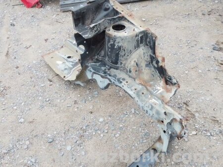 ФОТО Четверть кузова передняя для Toyota Corolla E120 (08.2000-02.2007) Киев