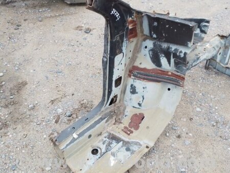 ФОТО Четверть кузова передняя для Toyota Corolla E120 (08.2000-02.2007) Киев