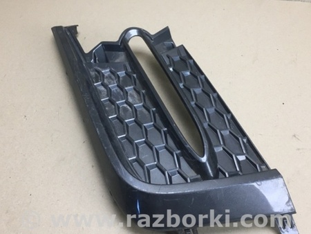 ФОТО Накладка противотуманной фары для Toyota Corolla E210 (11.2018-...) Киев