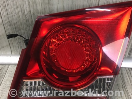 ФОТО Фонарь задний внутренний для Chevrolet Cruze J300 (2008-2016) Киев
