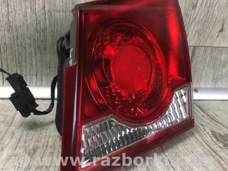 ФОТО Фонарь задний внутренний для Chevrolet Cruze J300 (2008-2016) Киев