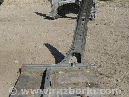 ФОТО Стойка кузова центральная для Honda CR-V (07-11) Киев