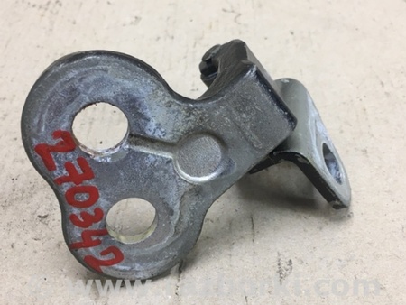 ФОТО Петля двери нижняя для Ford Focus 3 (01.2010 - 03.2018) Киев