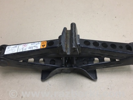ФОТО Домкрат для Ford Focus 3 (01.2010 - 03.2018) Киев