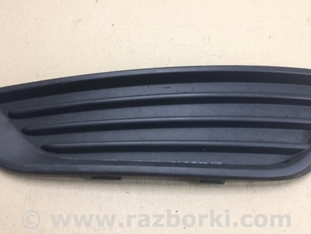 ФОТО Заглушка ПТФ для Ford Focus 3 (01.2010 - 03.2018) Киев