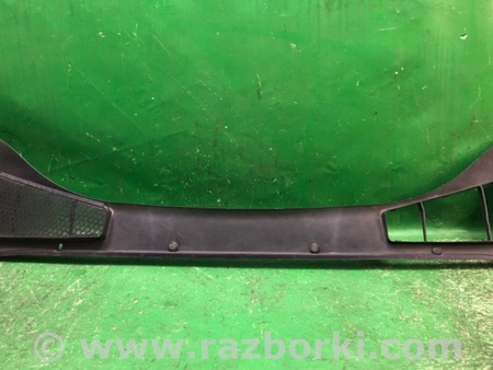 ФОТО Пластик под лобовое стекло (Жабо) для Ford Focus 3 (01.2010 - 03.2018) Киев