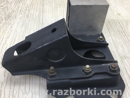ФОТО Кронштейн усилителя переднего бампера для Subaru Forester SG Киев