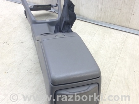 ФОТО Консоль центральная для Subaru Forester SG Киев
