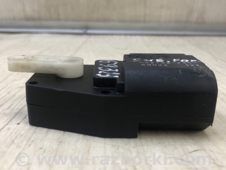 ФОТО Моторчик заслонки печки для Subaru Forester SG Киев