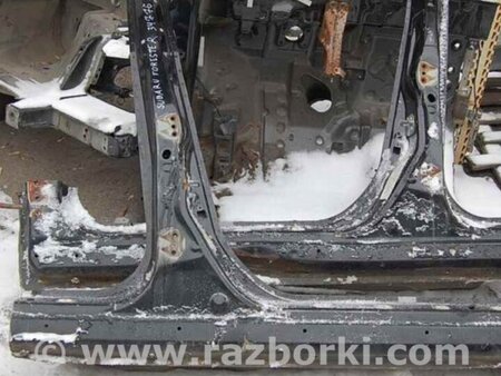 ФОТО Стойка кузова центральная для Subaru Forester SG Киев
