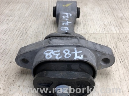 ФОТО Подушка двигателя нижняя для KIA Forte YD (2012-) Киев