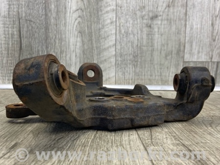 ФОТО Цапфа для Infiniti FX S50 (03-08) Киев