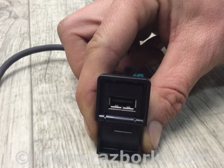 ФОТО USB адаптер для Infiniti  G25/G35/G37/Q40 Киев