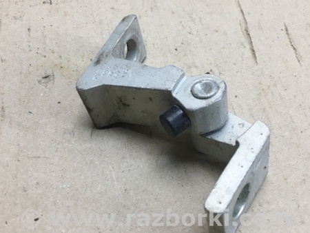 ФОТО Петля двери верхняя для Volkswagen Golf VII Mk7 (08.2012-...) Киев
