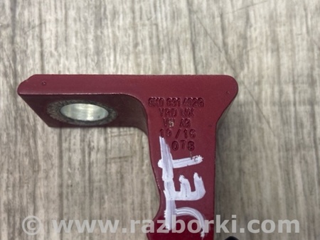 ФОТО Петля двери для Volkswagen Jetta USA (10-17) Киев