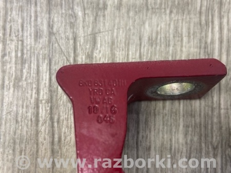 ФОТО Петля двери нижняя для Volkswagen Jetta USA (10-17) Киев