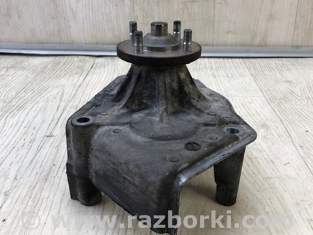 ФОТО Кронштейн вискомуфты для Toyota Land Cruiser 90 Киев
