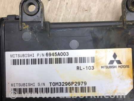 ФОТО Блок электронный для Mitsubishi Outlander XL Киев