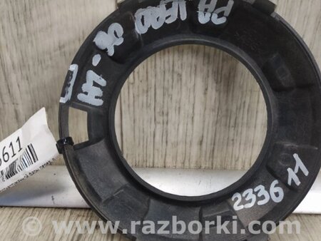 ФОТО Накладка противотуманной фары для Mitsubishi Pajero (06-14) Киев