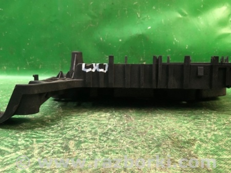 ФОТО Полка аккумулятора для Volkswagen Passat B7 (09.2010-06.2015) Киев