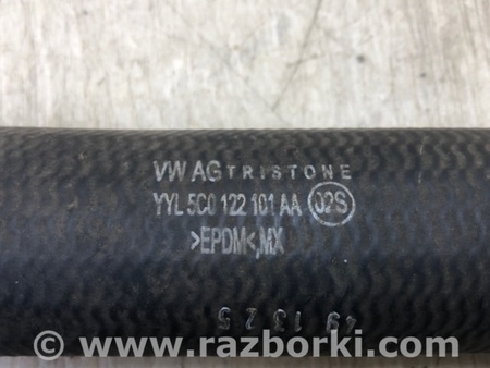 ФОТО Патрубок системы охлаждения для Volkswagen Passat B8 (07.2014-...) Киев