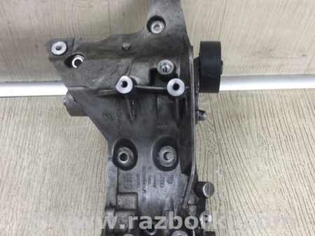 ФОТО Кронштейн масляного фильтра для Volkswagen Passat CC (01.2012-12.2016) Киев