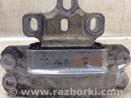ФОТО Подушка АКПП для Volkswagen Passat CC (01.2012-12.2016) Киев