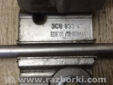 ФОТО Петля двери нижняя для Volkswagen Passat CC (01.2012-12.2016) Киев