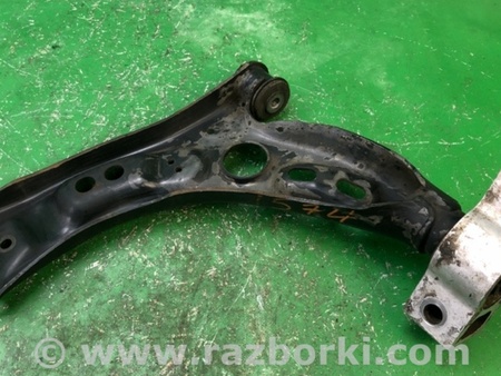 ФОТО Рычаг передний нижний для Volkswagen Passat CC (01.2012-12.2016) Киев