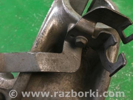 ФОТО Кулак поворотный для Volkswagen Passat CC (01.2012-12.2016) Киев