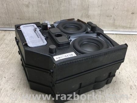 ФОТО Сабвуфер для Nissan Pathfinder R52 Киев