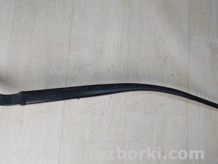 ФОТО Поводок дворника для Nissan Pathfinder R52 Киев