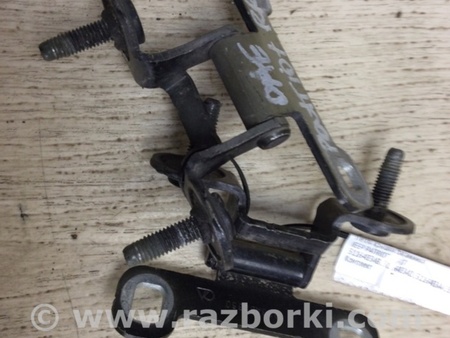 ФОТО Петля крышки багажника для Jeep Patriot (10-17) Киев