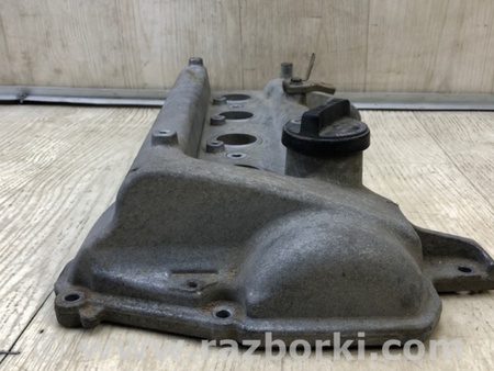 ФОТО Клапанная крышка для Toyota Prius 11 Киев