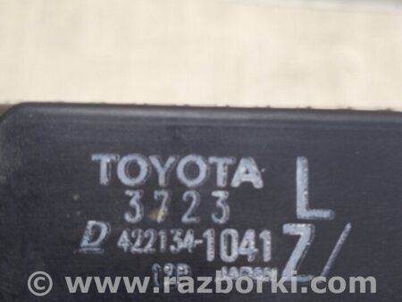 ФОТО Радиатор основной для Toyota Prius 30 (09-17) Киев
