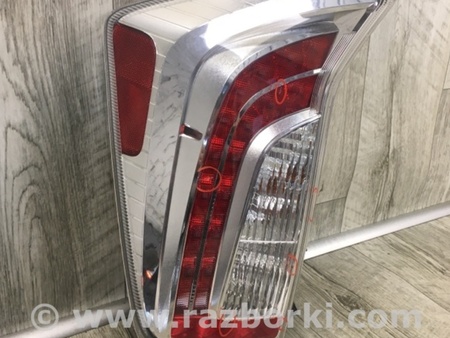 ФОТО Фонарь задний наружный для Toyota Prius 30 (09-17) Киев