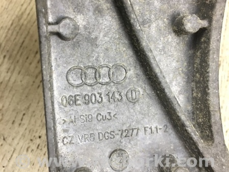ФОТО Кронштейн генератора для Audi (Ауди) Q7 4L (09.2005-11.2015) Киев