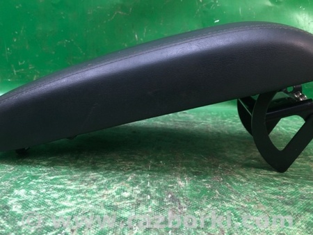 ФОТО Подлокотник для Infiniti QX30 Киев